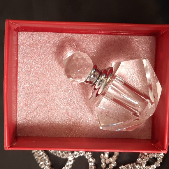 Vintage Perfume Bottle with Dauber NWT - Picture 2 of 5